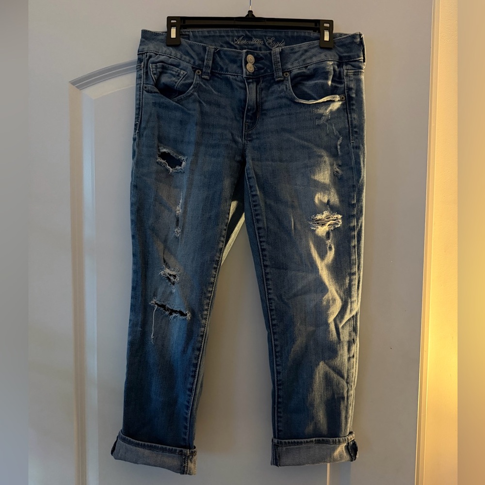 American Eagle Outfitters Ripped Blue Cropped Jeans